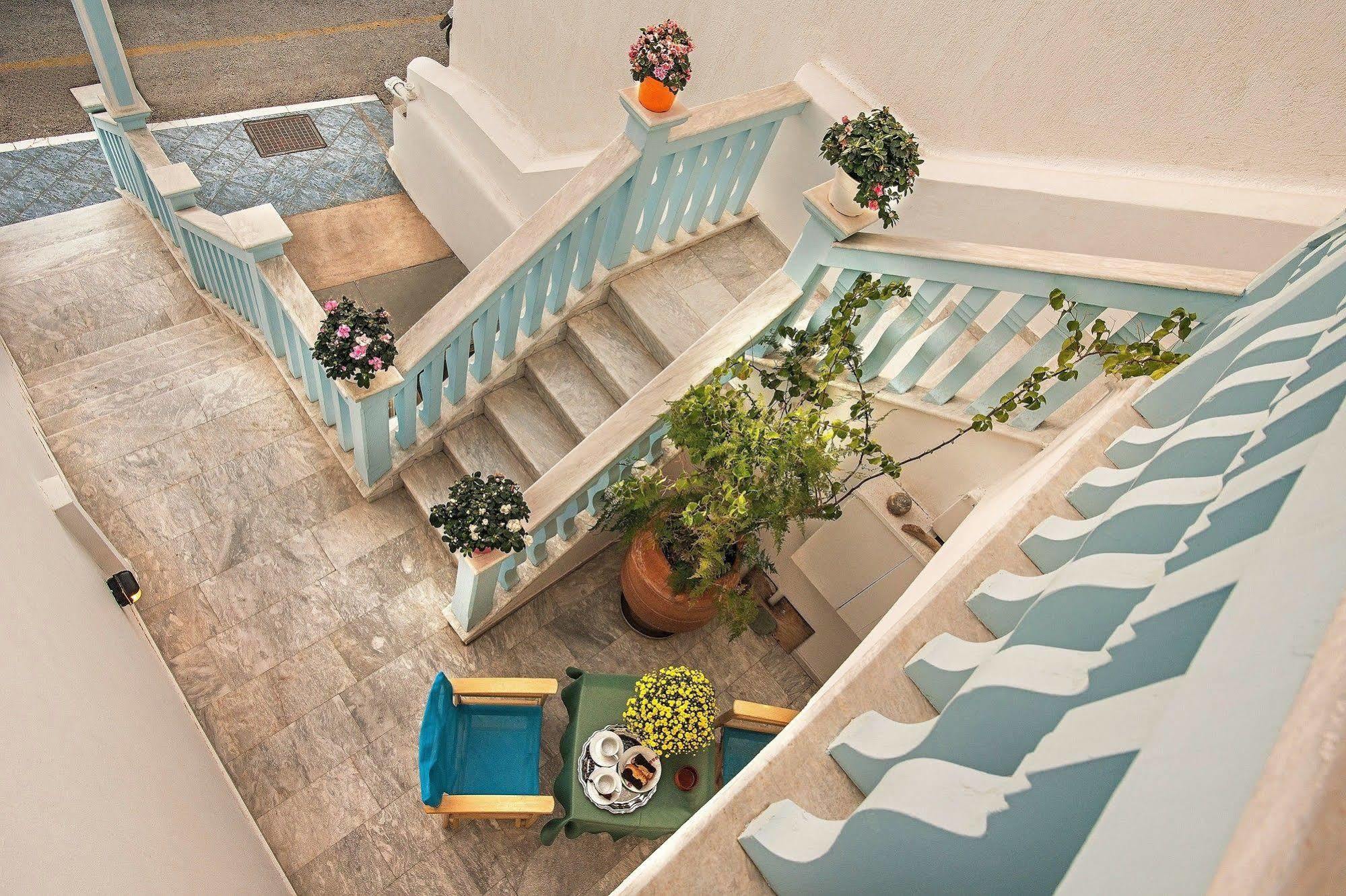 Hotel Dionysis Studios Adamantas  Exterior photo